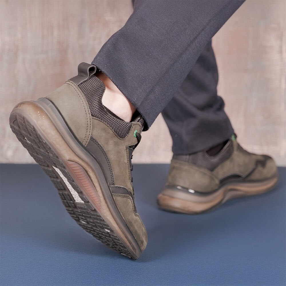 AYAKKABIDA RENK TRENDLERİ