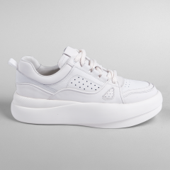 TOGGA 2500 ERKEK DERİ SNEAKER AYAKKABI 41 - K. Beyaz